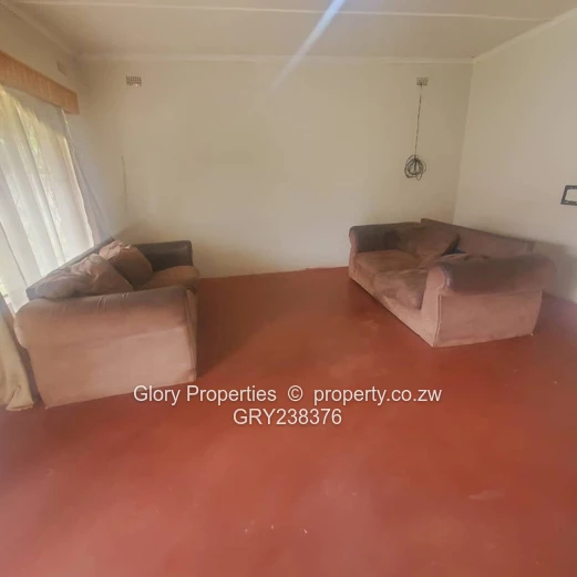 Vacant office to let in Borrowdale West 