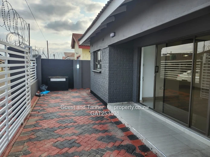 3-Bedroom House For Sale in Aspindale Park