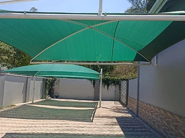 3 Bedroom Flat & Apartment