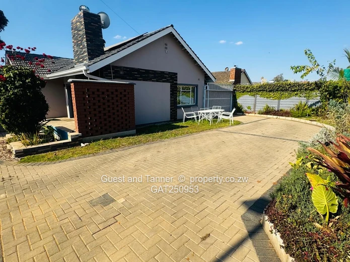 Move-In Ready Family Home with Solar Backup & Cottage – Cranborne