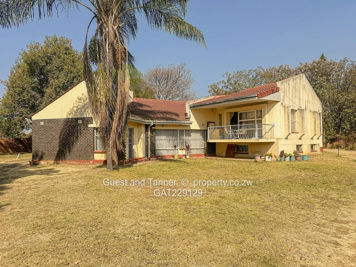 3 Bed House For Sale In Marlborough!