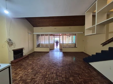 3 Bedroom Flat & Apartment