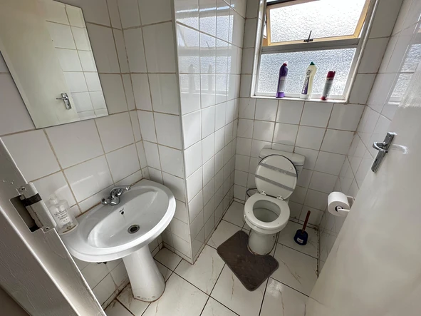 2 Bedroom Garden Flat