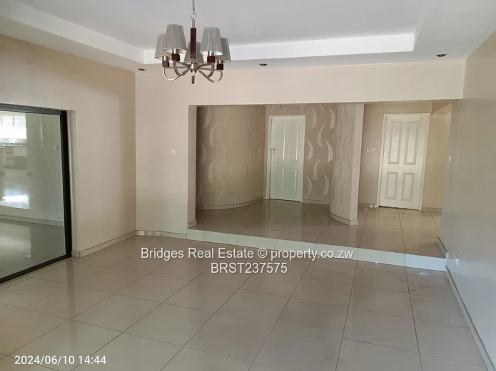 Strategic Frontage (Sole Mandate)