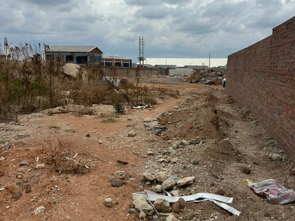 Commercial & Industrial Land