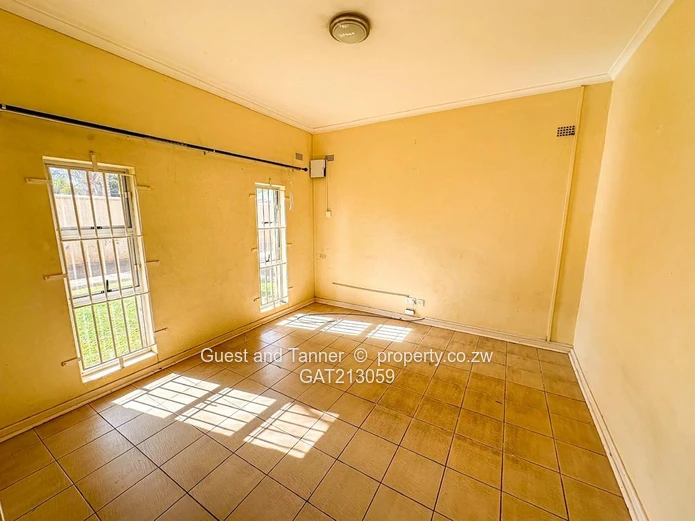 Spacious 4-Bedroom Greendale Apartment for Rent in Greendale