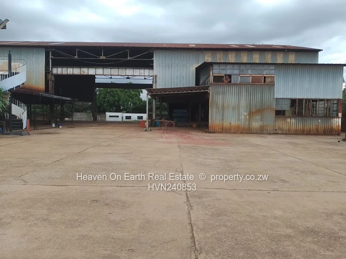 Just a few metres from the Highway 