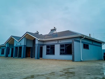 3 Bedroom Garden Flat