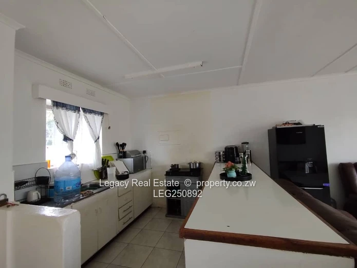 Charming 2-Bedroom Sectional Title Home For Sale In St Andrews Gardens, Meyrick Park.