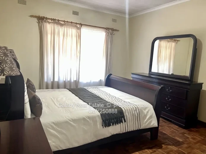 Spacious garden flat available for Rent