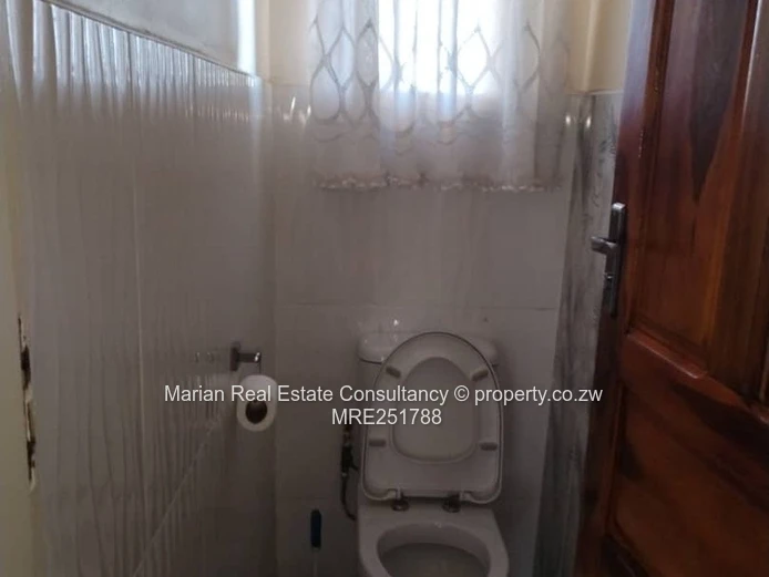 2 Bedroom Flat, Bulawayo CBD FOR SALE