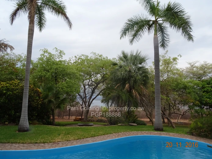 Ultimate Lakeside Living