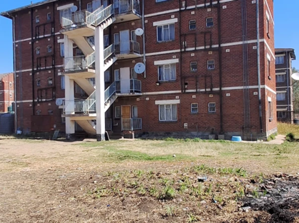 3 Bedroom Flat & Apartment