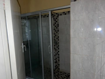 2 Bedroom Garden Flat