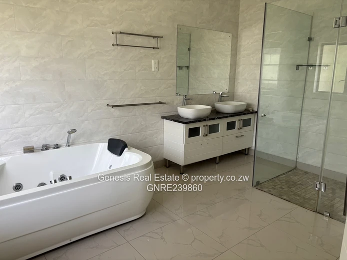 Elegant home the Brooke Golf Estate