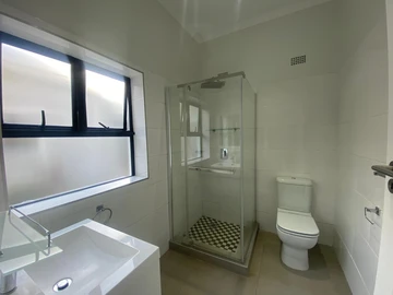 5 Unit Townhouse Complex