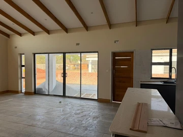 4 Bedroom Garden Flat