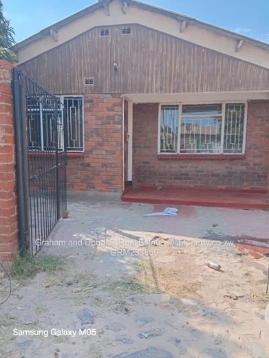 Kuwadzana Extension house for sale