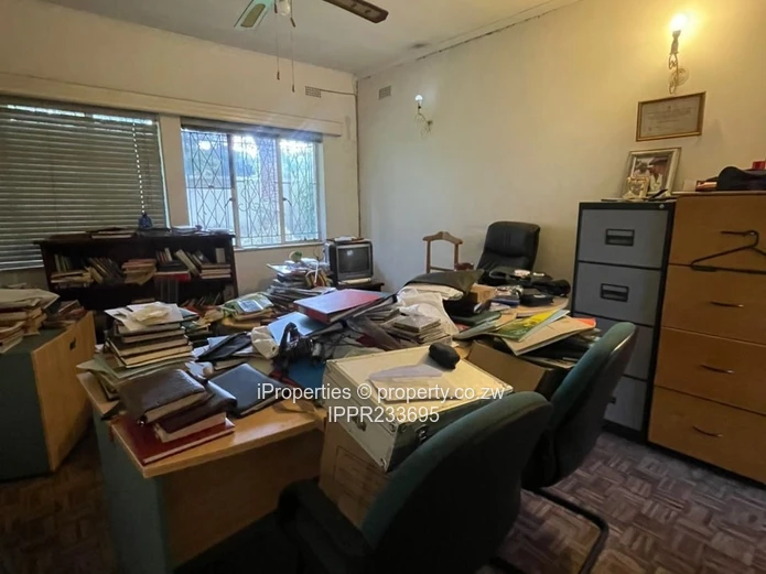 House for Sale in Eastlea – Ideal for Office or Residential Use