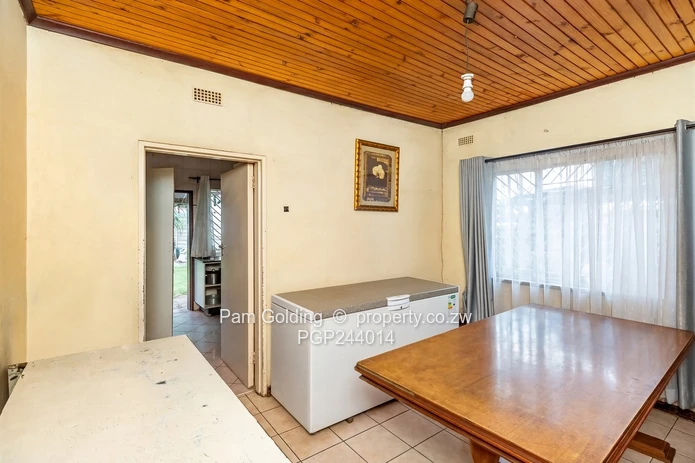 Neat Family Home for sale!!