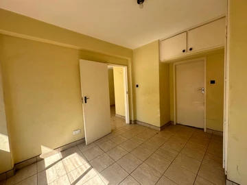 Flat & Apartment