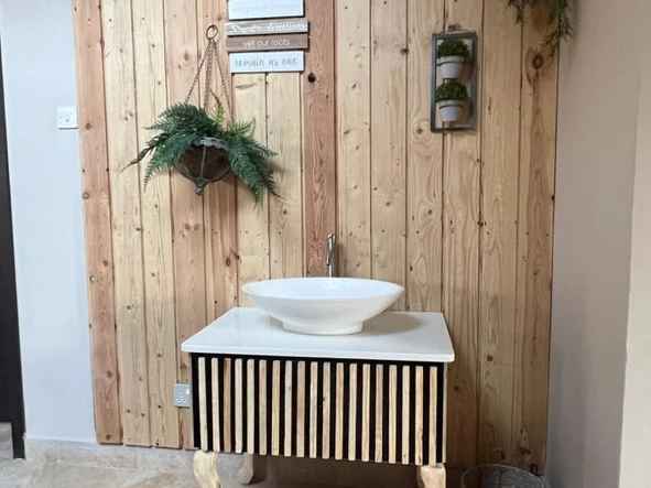 3 Bedroom Flat & Apartment