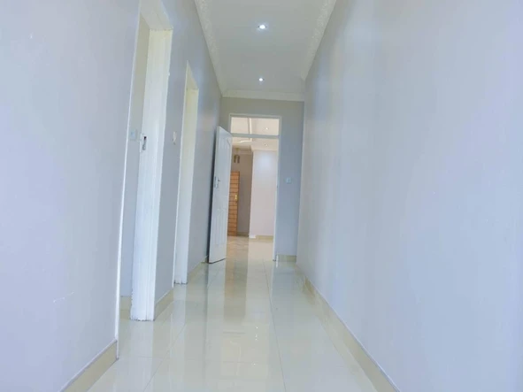 3 Bedroom Garden Flat