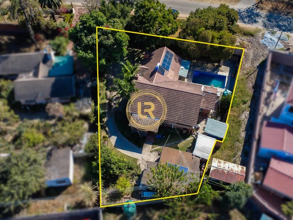 2 Bedroom House