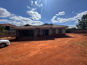 Incomplete House  For Sale – Gletwin