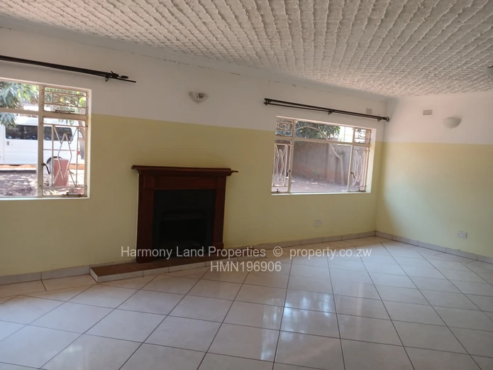 Bluffhill -5 Bedroomed House To Let