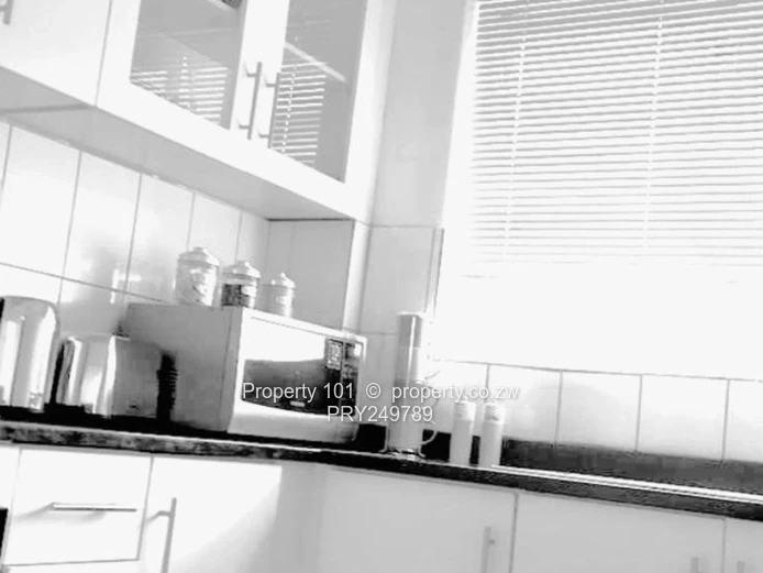 Rental~Avenues, fully furnished apartment  (Sole Mandate)