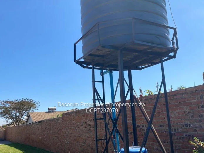 Spacious home in Mt Pleasant Heights 