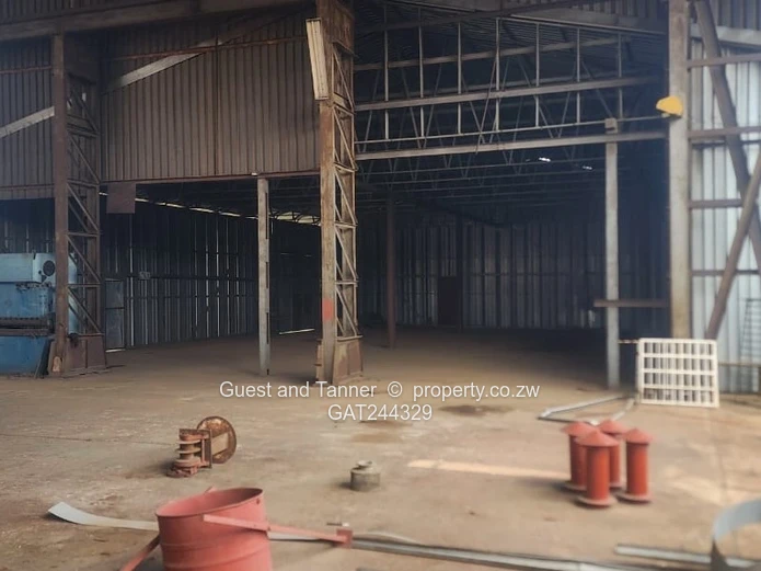  Big  Warehouse/Factory for Sale in Ardbennie