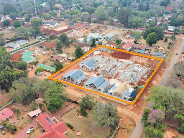 Borrowdale Pomona 3 Beds Clusters for Sale
