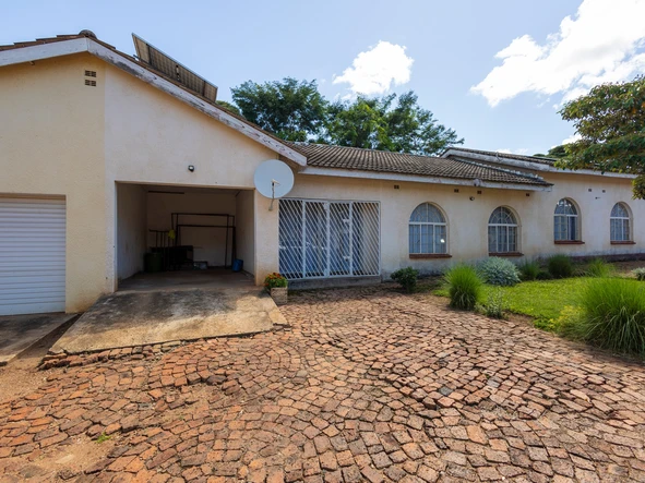 2 Bedroom Garden Flat