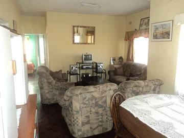3 Bedroom Flat & Apartment