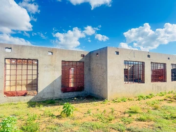 Commercial & Industrial Land