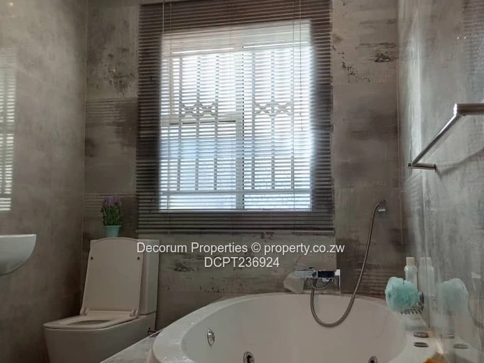 Nyeredzi -Ridge House For Rent