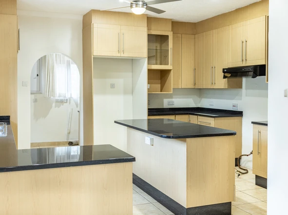 4 Bedroom House
