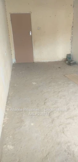 Prime Twinlakes Investment: 4-Bed Main Home + Instant Rental Income