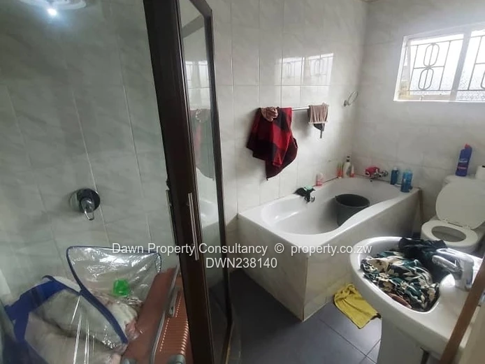 Luxurious Modern Oasis in Southlea Park! (Sole Mandate)