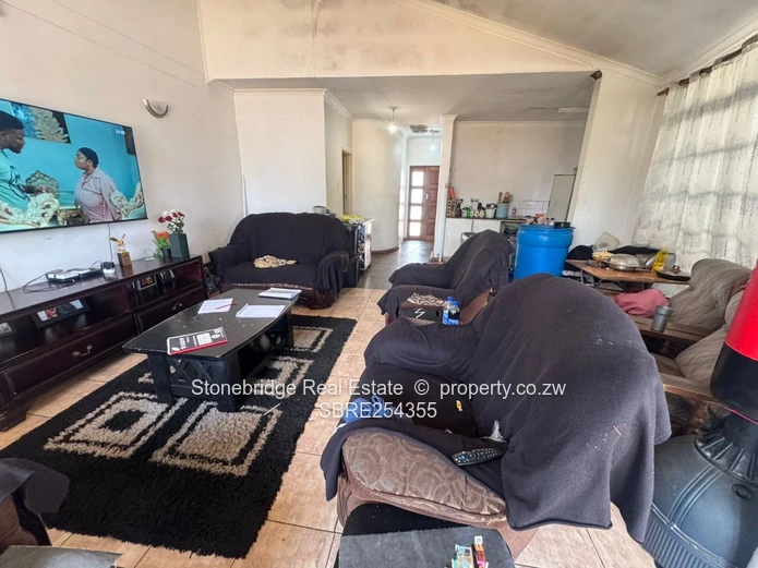 3 Bedroomed Townhouse in Westgate Harare For Sale