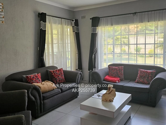 Newlands Garden Flat To Rent