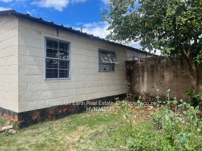 Mufakose 2 bed corehouse to let (Sole Mandate)