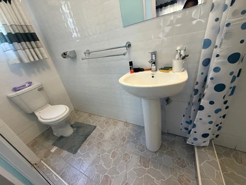 3 Bedroom Garden Flat