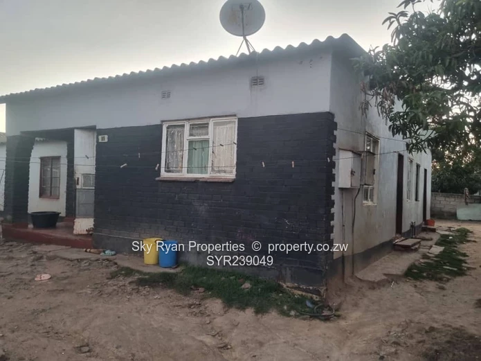 Mufakose House For Sale