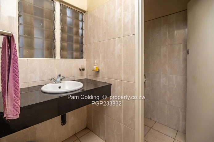 Warehouse for Rent in Msasa (Sole Mandate)