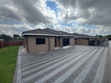 4 Bedroom House