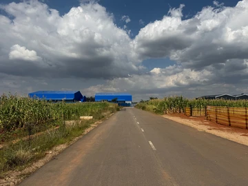 Commercial & Industrial Land