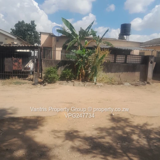 Glen Norah A house for sale
